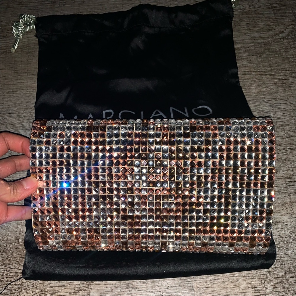 Marciano Crystal Clutch😍😍